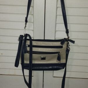 Stone Mountain Leather 3 Strap Bag